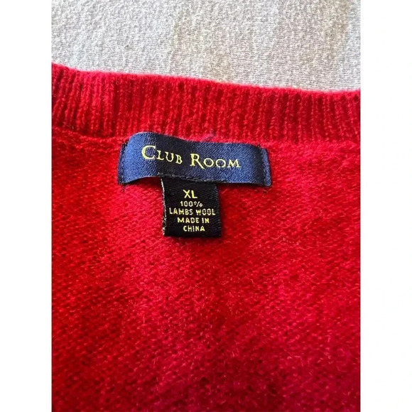 Club Room Men's XL Red 100% Wool V-Neck Pullover Sweater - Picture 6 of 7